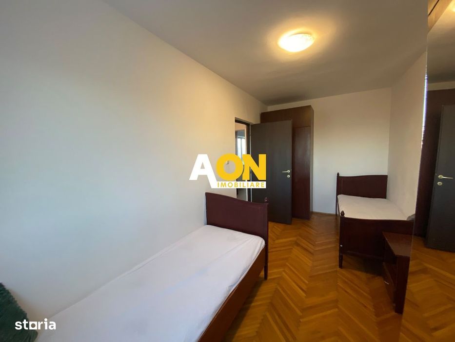 Apartament cu 4 Camere, Bloc cu Lift, Bld. Transilvaniei