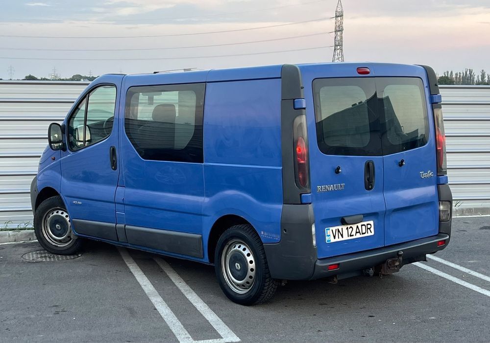 RENAULT Trafic 0 — imagine 3