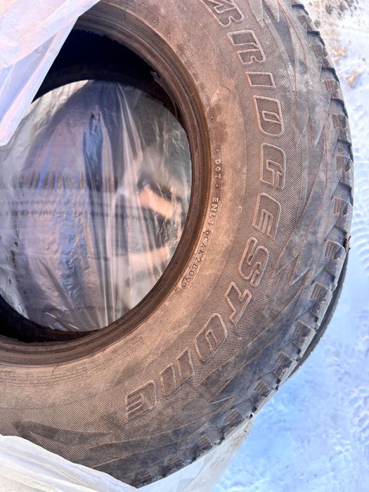 Шины 2 шт, в хорошем сост