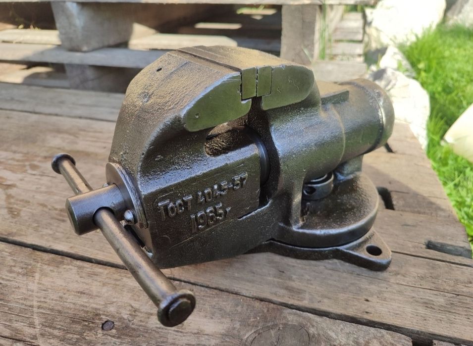 Тиски СССР новые