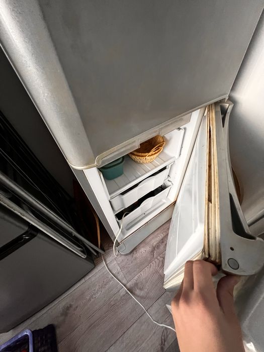 Холодильник indesit