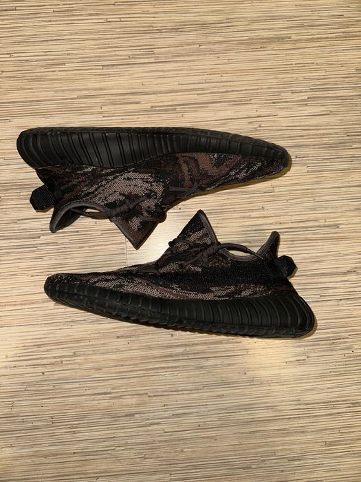 adidas Yeezy Boost 350 V2 - Mx Rock