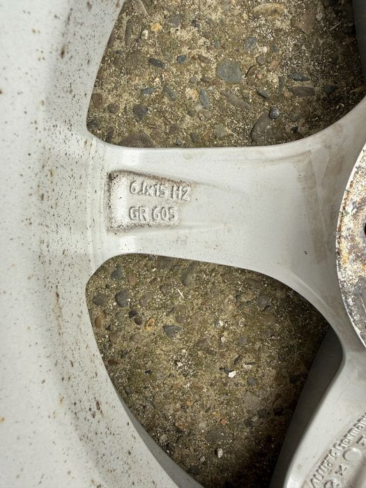 Vand jante aliaj cu anvelope de vara