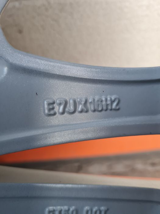 Оригинални джанти  за ФОРД ВОЛВО FORD VOLVO R16 5x108 ET50 7J