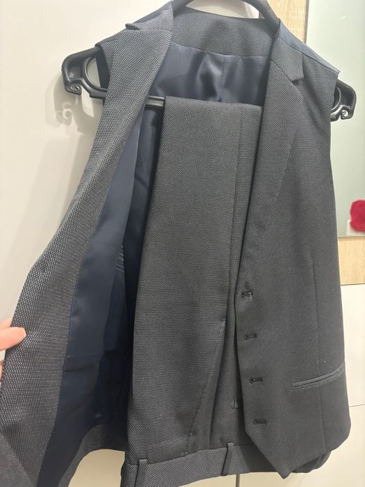 Продам костюм мужской