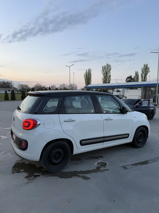 Vând Fiat 500l 2014