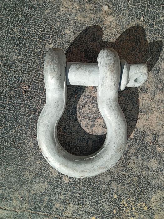 Серга для груза крана