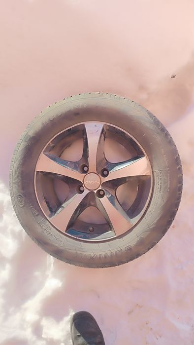 Шины 14 с дисками 100.000