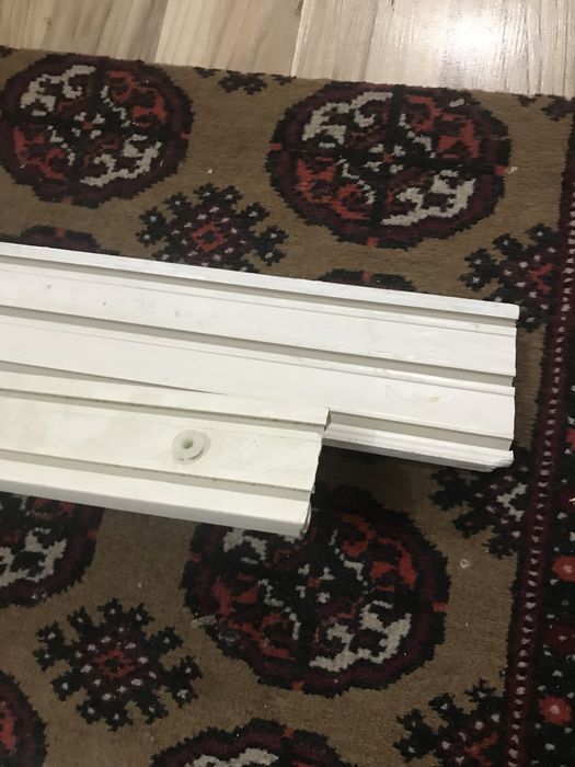 Продаю карниз б/у