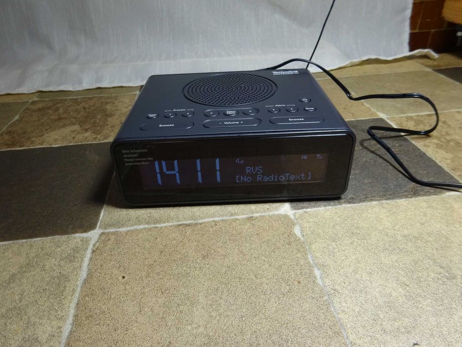 Aparat radio cu ceas technisat Digitradio 51