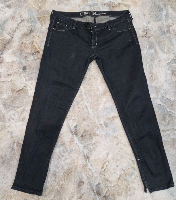 Дамски дънки GUESS - 32 размер