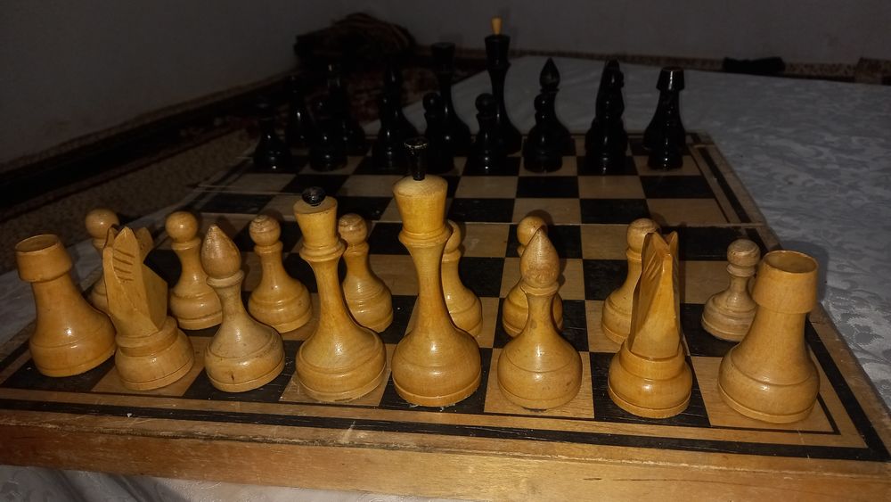 Шахмат сотилади холати расмда кўрингандек