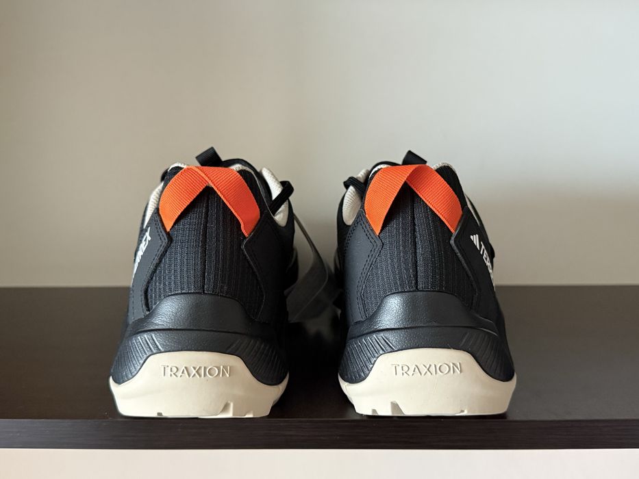 ADIDAS Terrex Eastrail GORE-TEX Налични 40.5н 25.5см 41н 26см Стелка