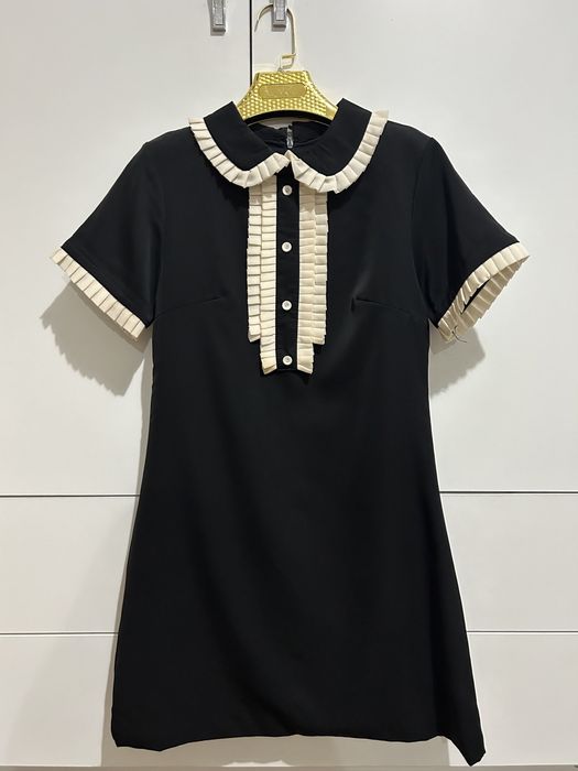 Платье очень красивое,подходить для размера s