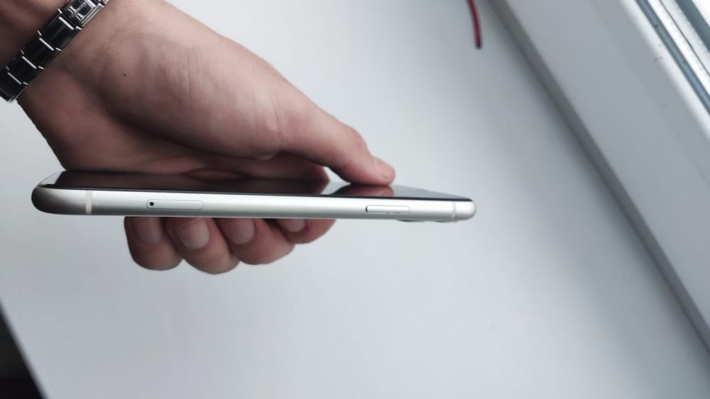 Apple IPhone 11 128гб продам