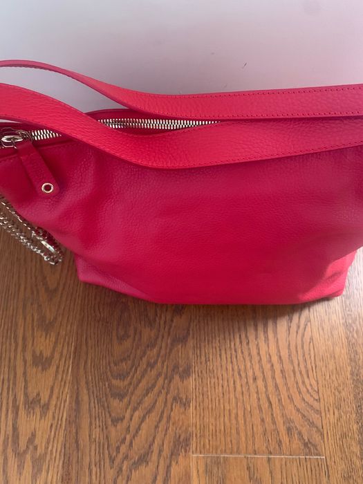 Guess кожена чанта, нова!