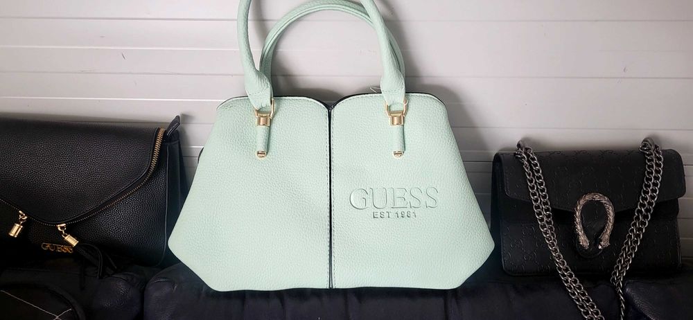 Geanta poseta guess