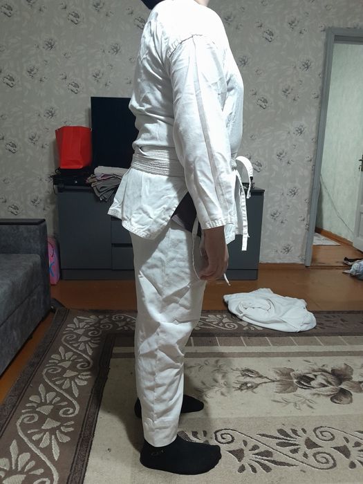 Костюм для  каратэ