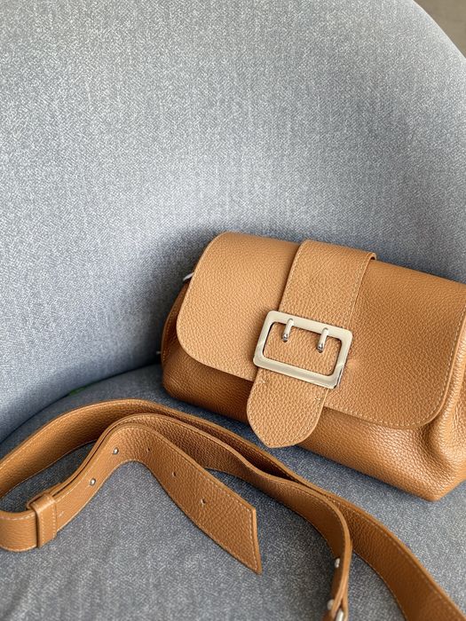 Сумка  на ремешке