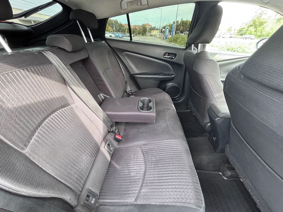 Toyota Prius продава се €10500