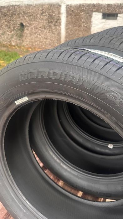 Шины летние на 18