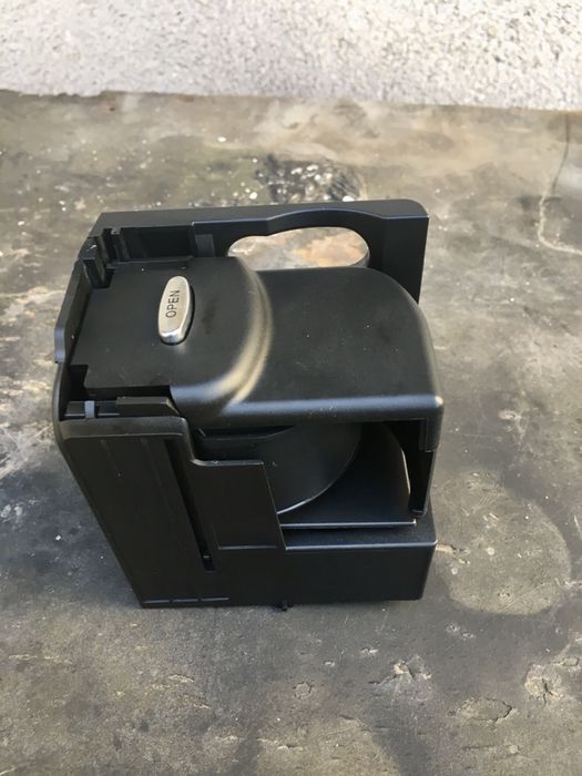 Намалям!Cup Holder-Mercedes W211,C219CLS/E-class(поставка за чаша)