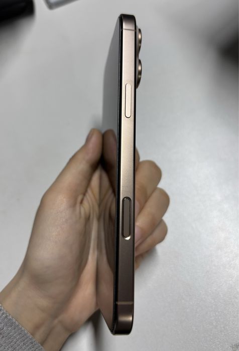 iPhone 16 pro max 512гб Срочно