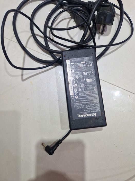 Продам блок питания к ноутбука