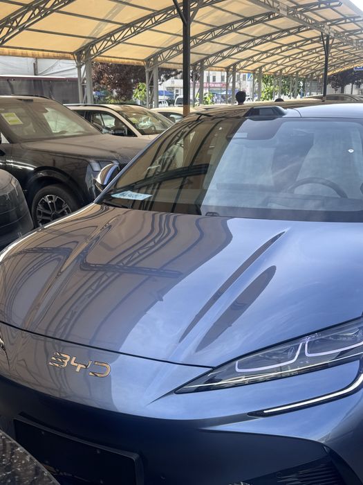 Byd Sealion 07 elektr 610 km zapas hod
