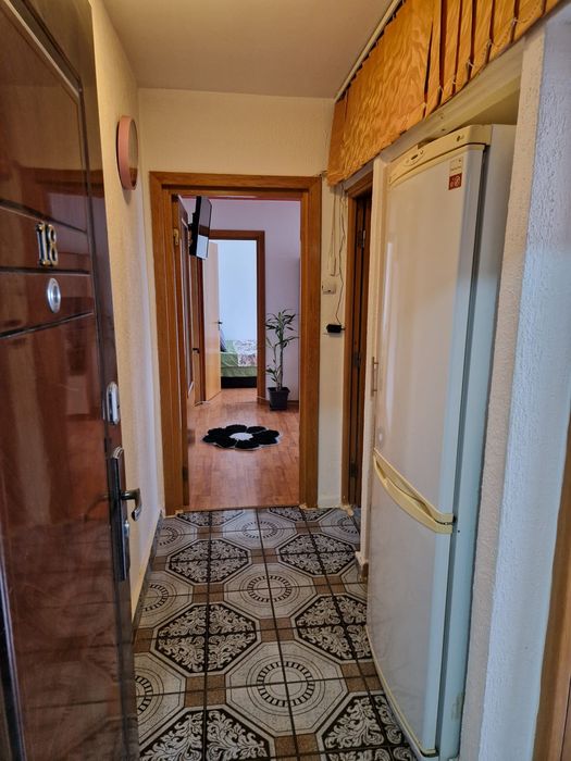 Apartamentu 2 camere de închiriat