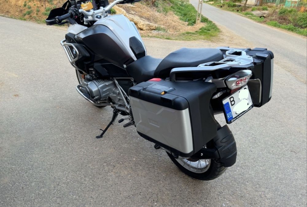 BMW R 1200 GS 2019 3 Pachete LED Keyless Alarma Akrapovic 1 Proprietar