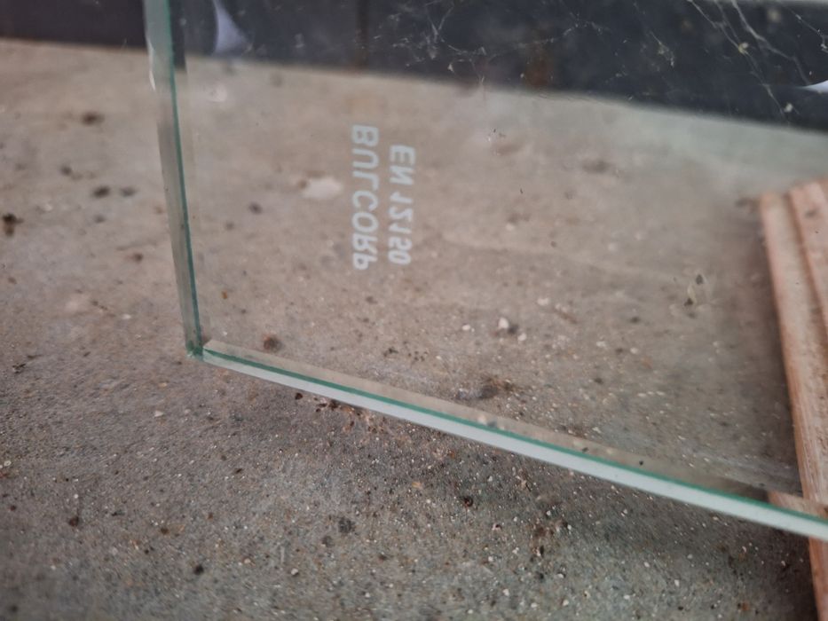 Стъклена врата двукрила