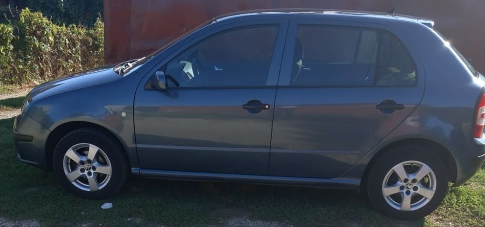 Vand Skoda Fabia 1.2 benzina