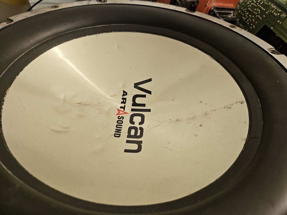 Калонка на буфер