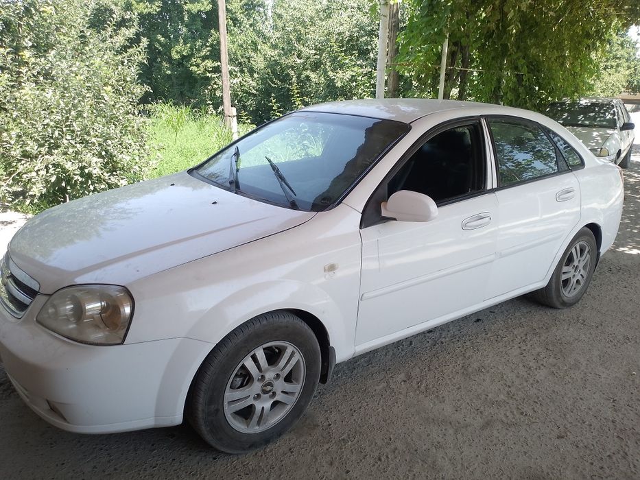 Lasetti 1.8 gaz-benzin