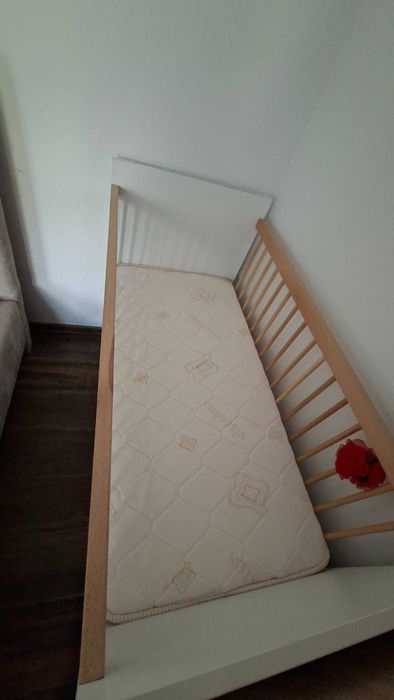 Pătut bebe nou folosit o lună