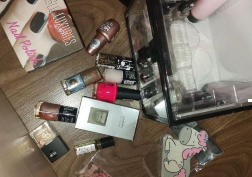 Комплект за маникюр