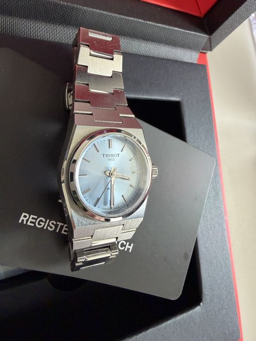 Часовник Tissot дамски