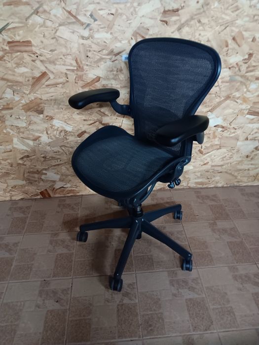 Scaun ergonomic Herman Miller clasic mărimea B