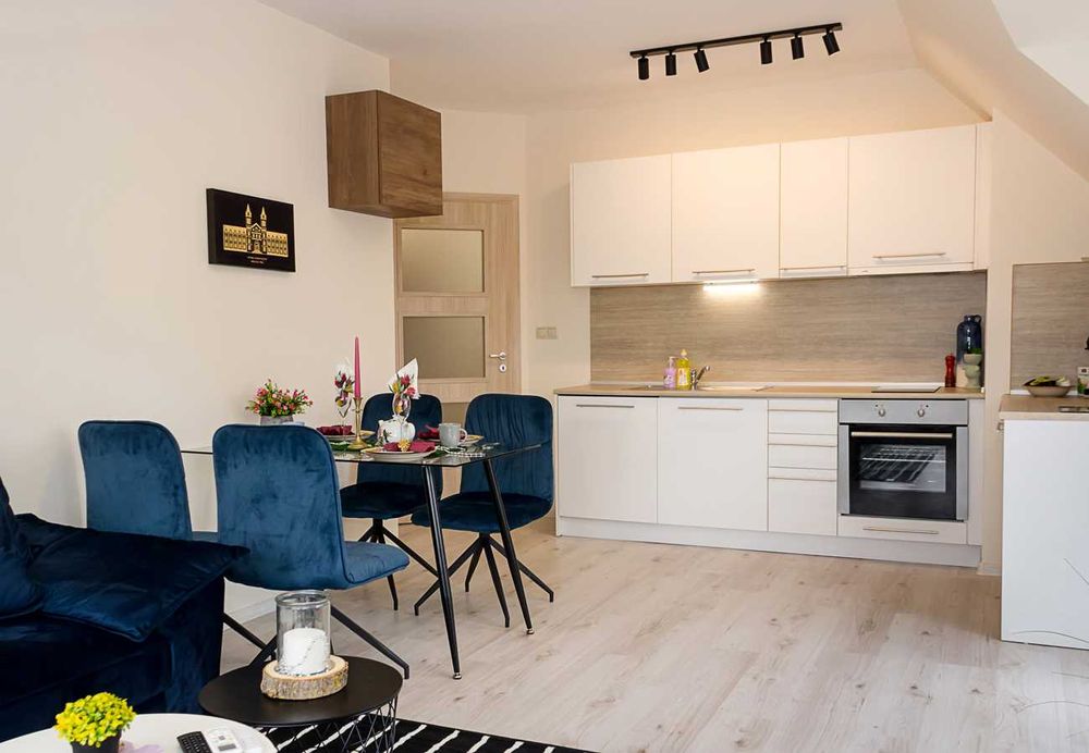 Дава се под наем Двустаен апартамент в Варна, Аспарухово - 65 кв.м за 700 € - Снимка #4