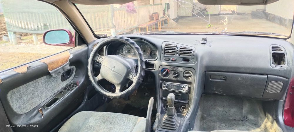 Машина митсбиши галант