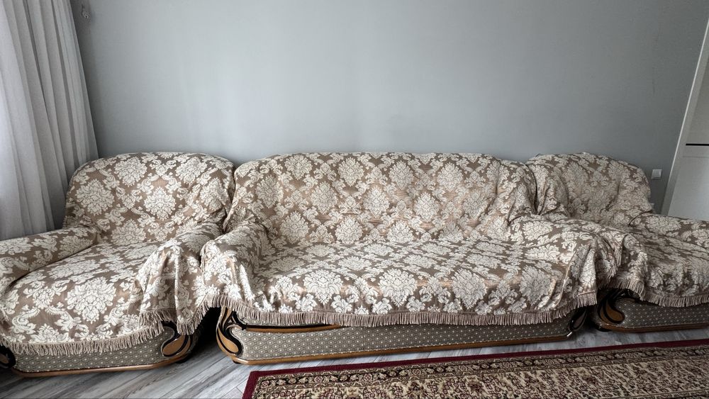 диван тройка сатылады