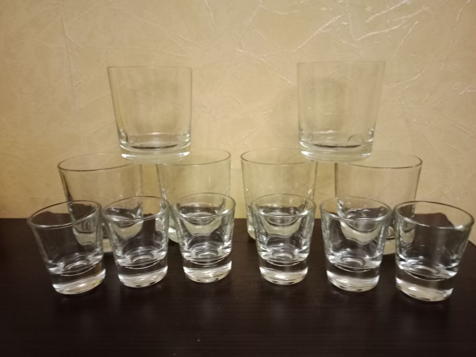 Продам набор разные стаканы