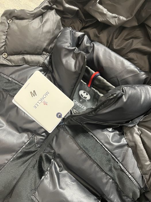 Пуховик Moncler x Batman