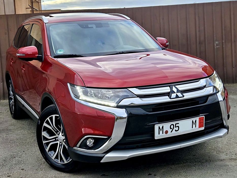Mitsubishi Outlander 2018~7Locuri~NEW MODEL~4x4~Automat~141.000km~Instyle~Full Extra !!!