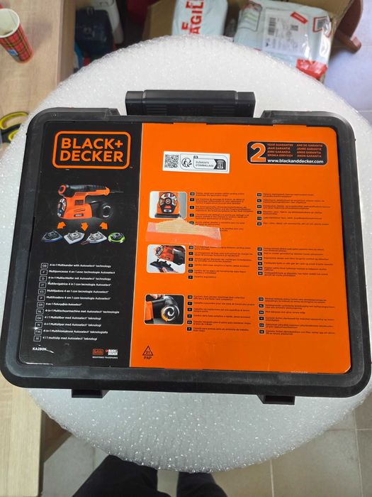 Oscilator Slefuitor electric multifunctional 4 in 1 Black & Decker
