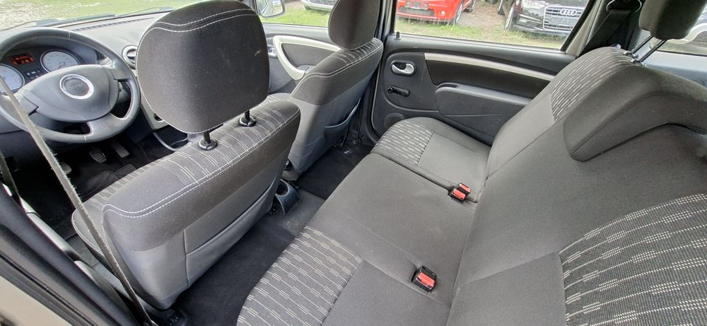Dacia Logan MCV facelift Laureate, motor 1,5 dci,euro5,an fab 2012,90 cp