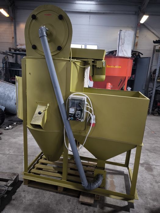 Moara cu amestecator cereale