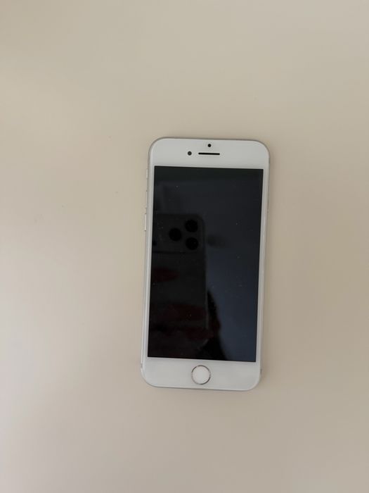 iPhone 7 32 GB Silver (Серебристый)