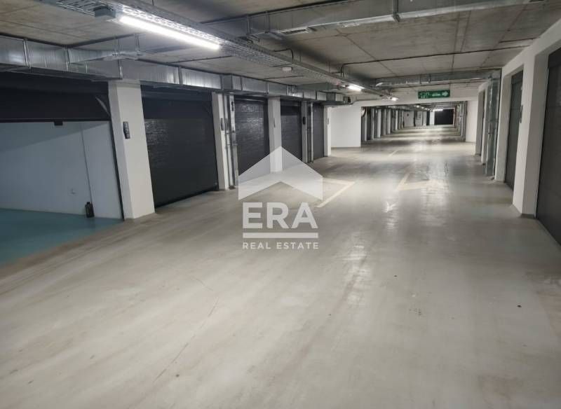 Дава се под наем Гараж / Паркомясто в София, Младост 4 - 29 кв.м за 149.43 € - Снимка #3